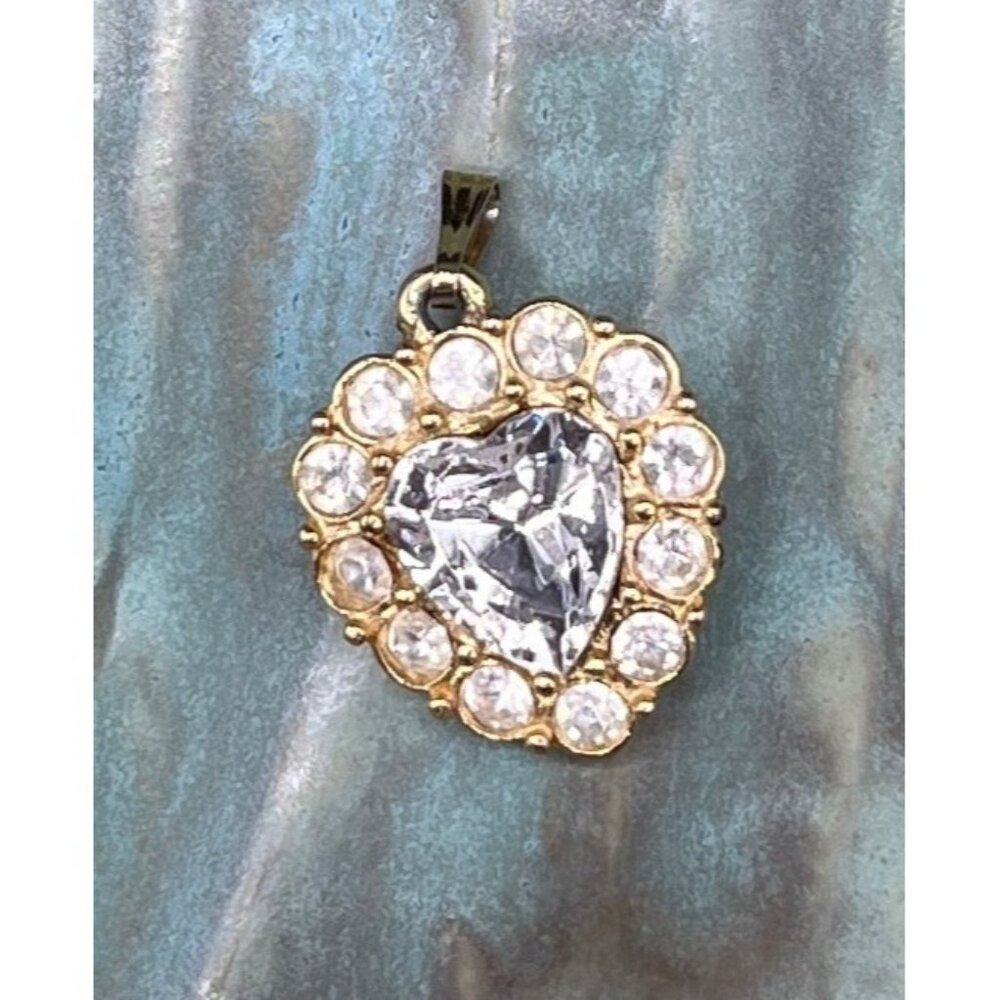 Vintage Crown Trifari Rhinestone Heart Pendant Necklace Gold Tone Signed 1/2"